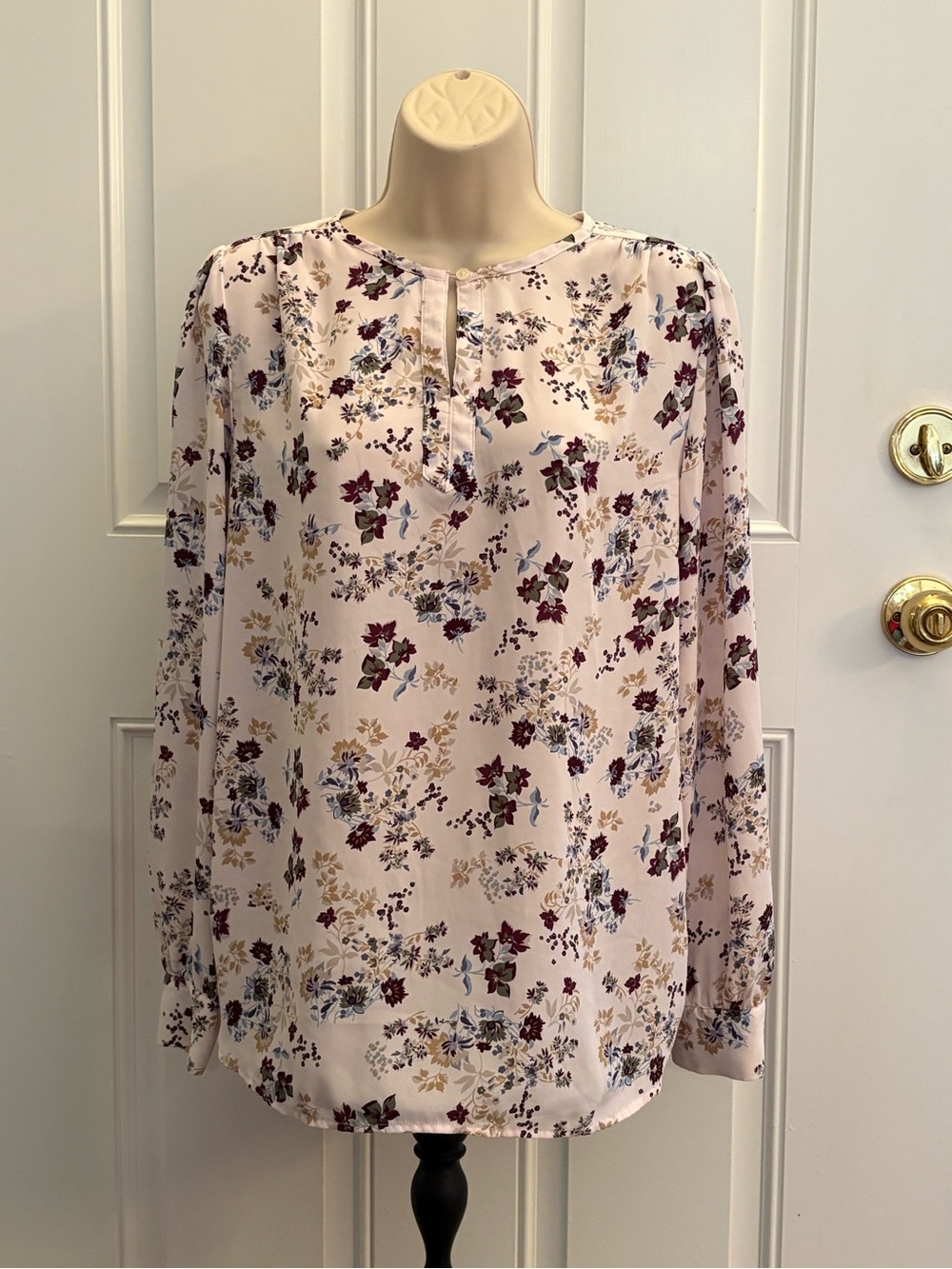 LOFT Light Pink Floral Long-Sleeve Blouse